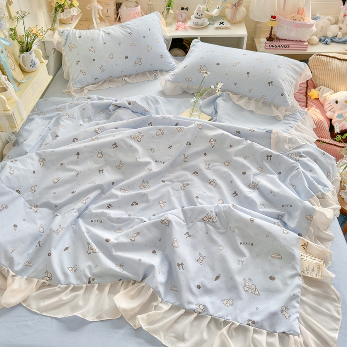 91家纺网 家纺一手货源 找家纺 港岛妹妹 2026新款雪纺花边夏被夏凉被空调被 兔薇薇-蓝