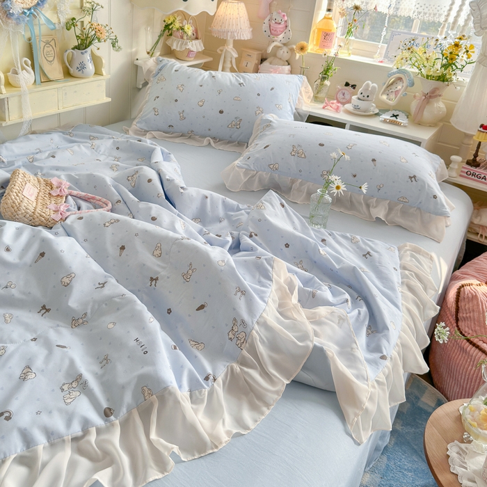 91家纺网 家纺一手货源 找家纺 港岛妹妹 2026新款雪纺花边夏被夏凉被空调被 兔薇薇-蓝