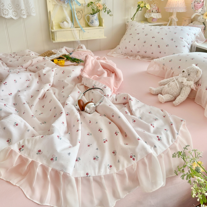 91家纺网 家纺一手货源 找家纺 港岛妹妹 2026新款雪纺花边夏被夏凉被空调被 小草莓