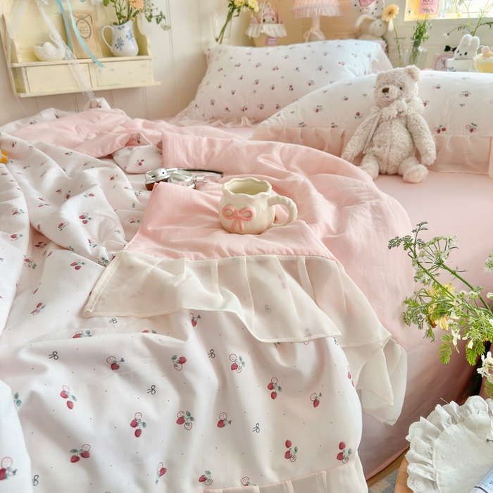 91家纺网 家纺一手货源 找家纺 港岛妹妹 2026新款雪纺花边夏被夏凉被空调被 小草莓