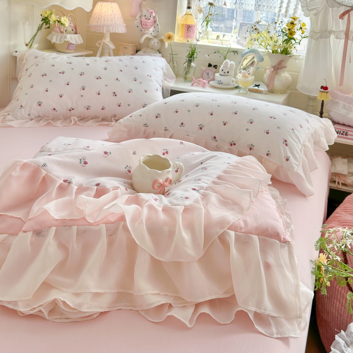 91家纺网 家纺一手货源 找家纺 港岛妹妹 2026新款雪纺花边夏被夏凉被空调被 小草莓