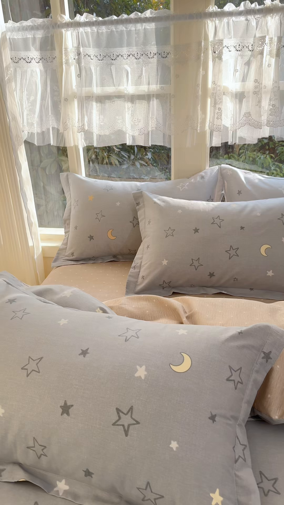 91家纺网 家纺一手货源 找家纺 洺兰家居 2026新款全棉纯棉13070小清新印花四件套 星空奇遇