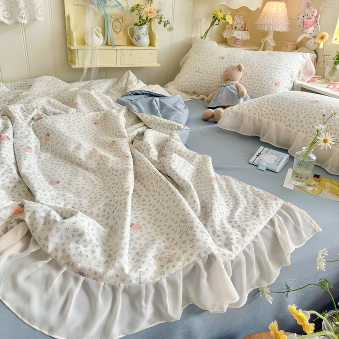 91家纺网 家纺一手货源 找家纺 港岛妹妹 2026新款雪纺花边夏被夏凉被空调被 枝枝草莓