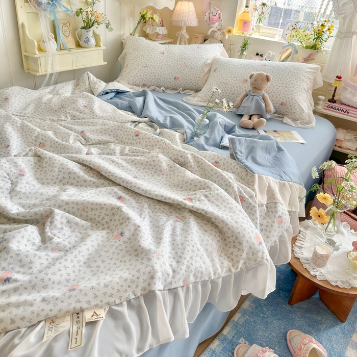 91家纺网 家纺一手货源 找家纺 港岛妹妹 2026新款雪纺花边夏被夏凉被空调被 枝枝草莓