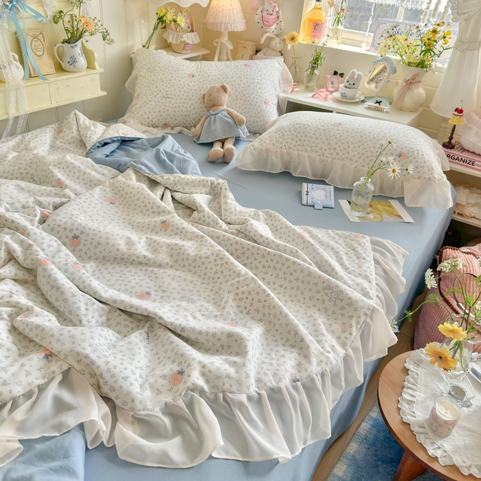 91家纺网 家纺一手货源 找家纺 港岛妹妹 2026新款雪纺花边夏被夏凉被空调被 枝枝草莓