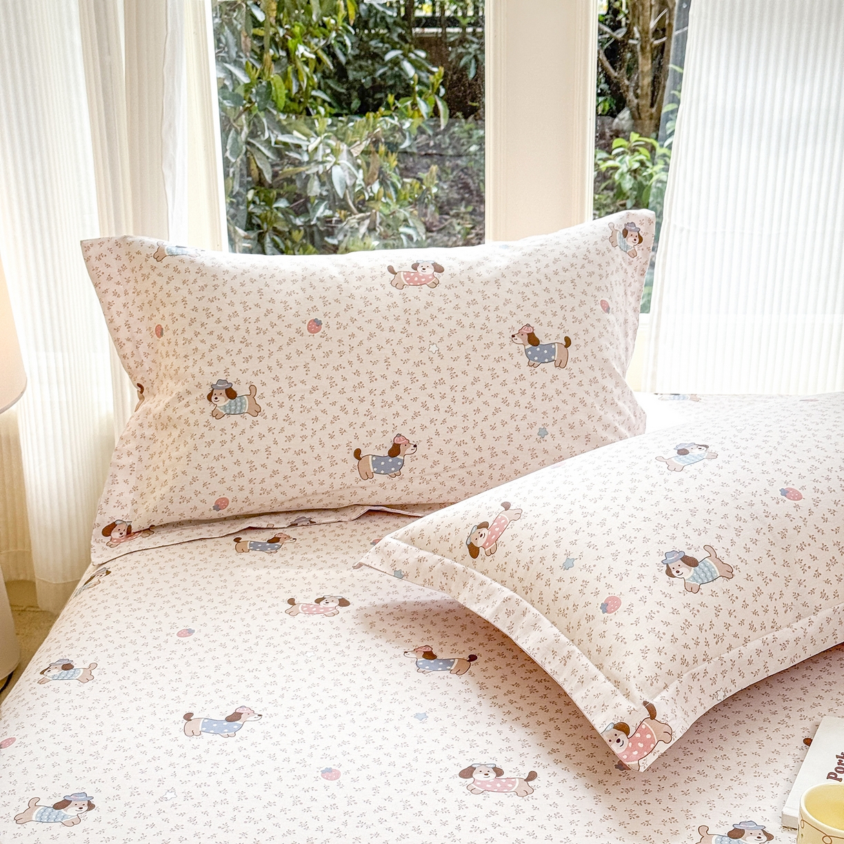 91家纺网 家纺一手货源 找家纺 洺兰家居 2026新款全棉纯棉13070小清新印花单床笠床笠单件 狗狗日记