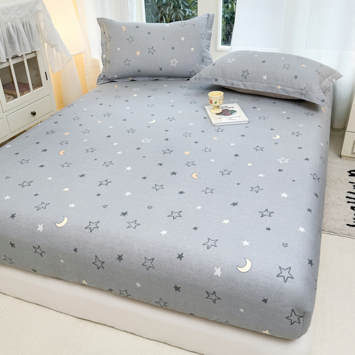 91家纺网 家纺一手货源 找家纺 洺兰家居 2026新款全棉纯棉13070小清新印花单床笠床笠单件 星空奇遇