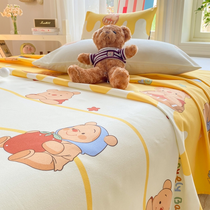 91家纺网 家纺一手货源 找家纺 晓时候 20226新款细纱原棉老粗布床单印花床单单件凉席三件套 萌趣小熊