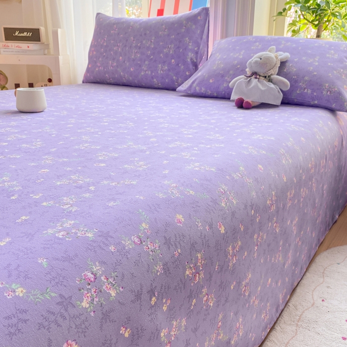 91家纺网 家纺一手货源 找家纺 晓时候 20226新款细纱原棉老粗布床单印花床单单件凉席三件套 紫韵