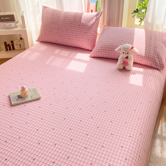 91家纺网 家纺一手货源 找家纺 晓时候 20226新款细纱原棉老粗布床单印花床单单件凉席三件套 粉格蝴蝶结