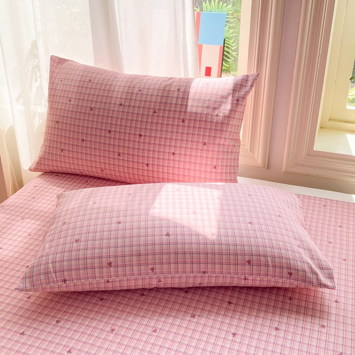 91家纺网 家纺一手货源 找家纺 晓时候 20226新款细纱原棉老粗布床单印花床单单件凉席三件套 粉格蝴蝶结