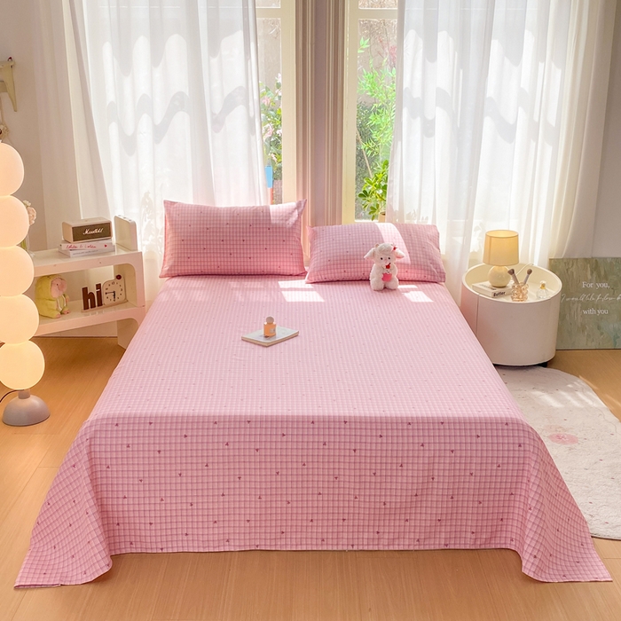 91家纺网 家纺一手货源 找家纺 晓时候 20226新款细纱原棉老粗布床单印花床单单件凉席三件套 粉格蝴蝶结