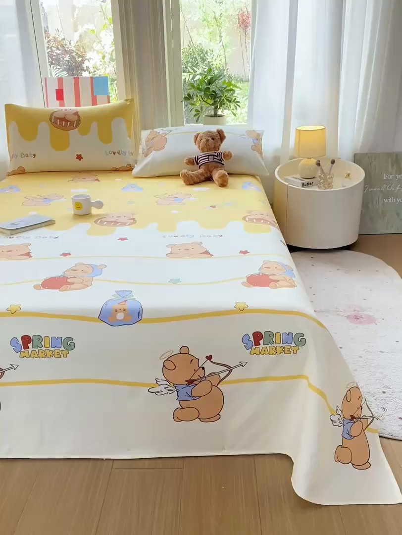 91家纺网 家纺一手货源 找家纺 晓时候 20226新款细纱原棉老粗布床单印花床单单件凉席三件套 萌趣小熊