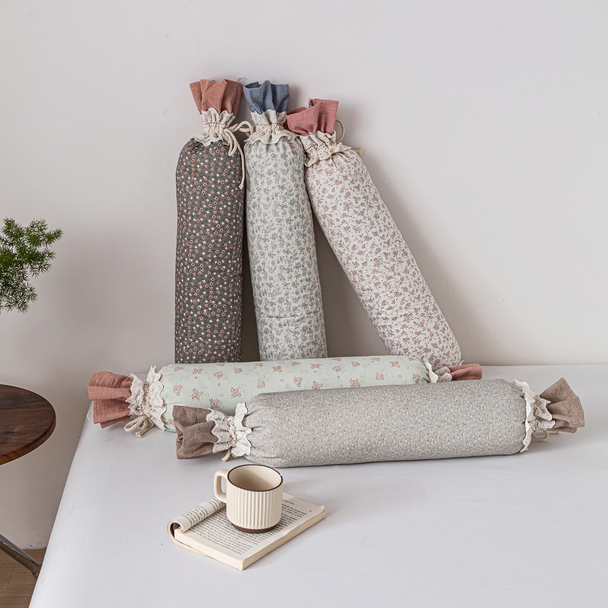 91家纺网 家纺一手货源 找家纺 （总）卓昌枕芯 2026新款全棉双层纱小清新碎花糖果枕颈椎枕安抚枕枕芯枕头