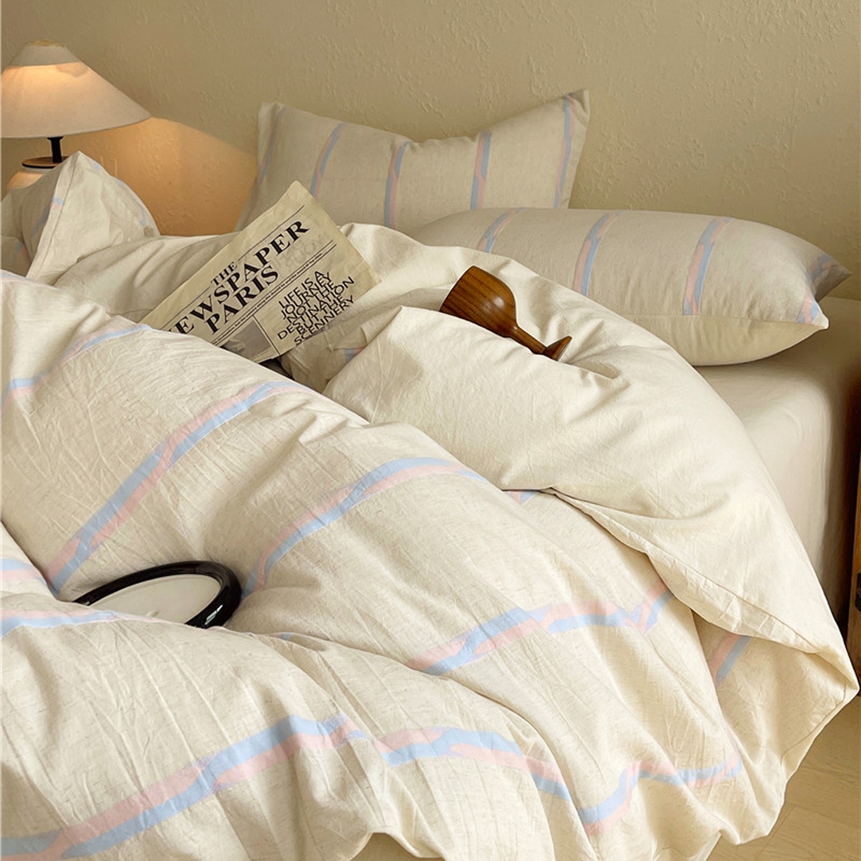 91家纺网 家纺一手货源 找家纺 （总）琪格格纺织 2026新款A类棉麻亚麻侘寂风条纹提花四件套-平行线系列