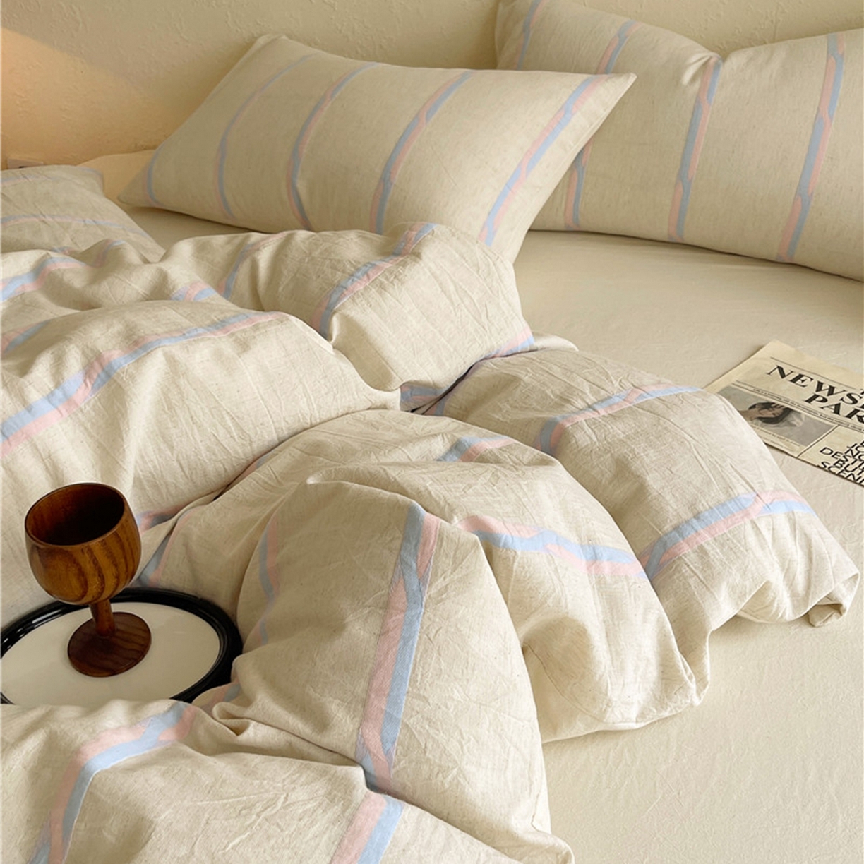 91家纺网 家纺一手货源 找家纺 琪格格纺织 2026新款A类棉麻亚麻侘寂风条纹提花四件套-平行线系列 平行线 粉条