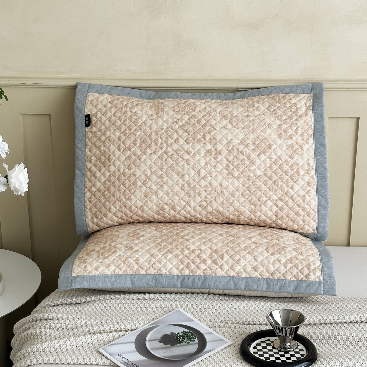 91家纺网 家纺一手货源 找家纺 凌云家纺 2026新款复古棉麻老粗布夹棉枕巾 宝相花