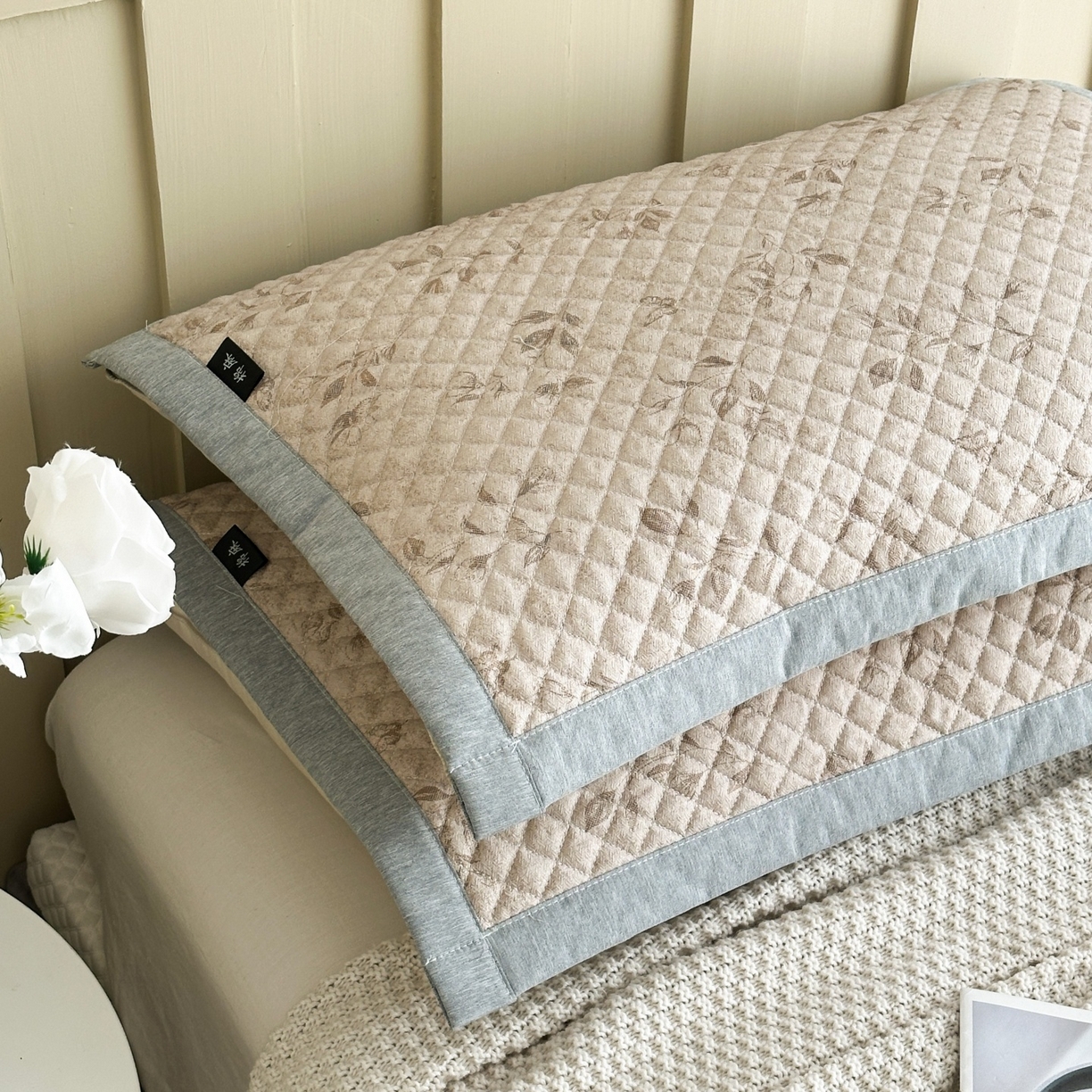 91家纺网 家纺一手货源 找家纺 凌云家纺 2026新款复古棉麻老粗布夹棉枕巾 花蝶