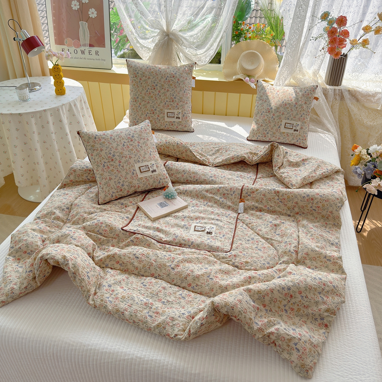 91家纺网 家纺一手货源 找家纺 宝马家纺（原梦童画） 2026新款色织云舒棉印花轻奢款抱枕被 浓情蜜意