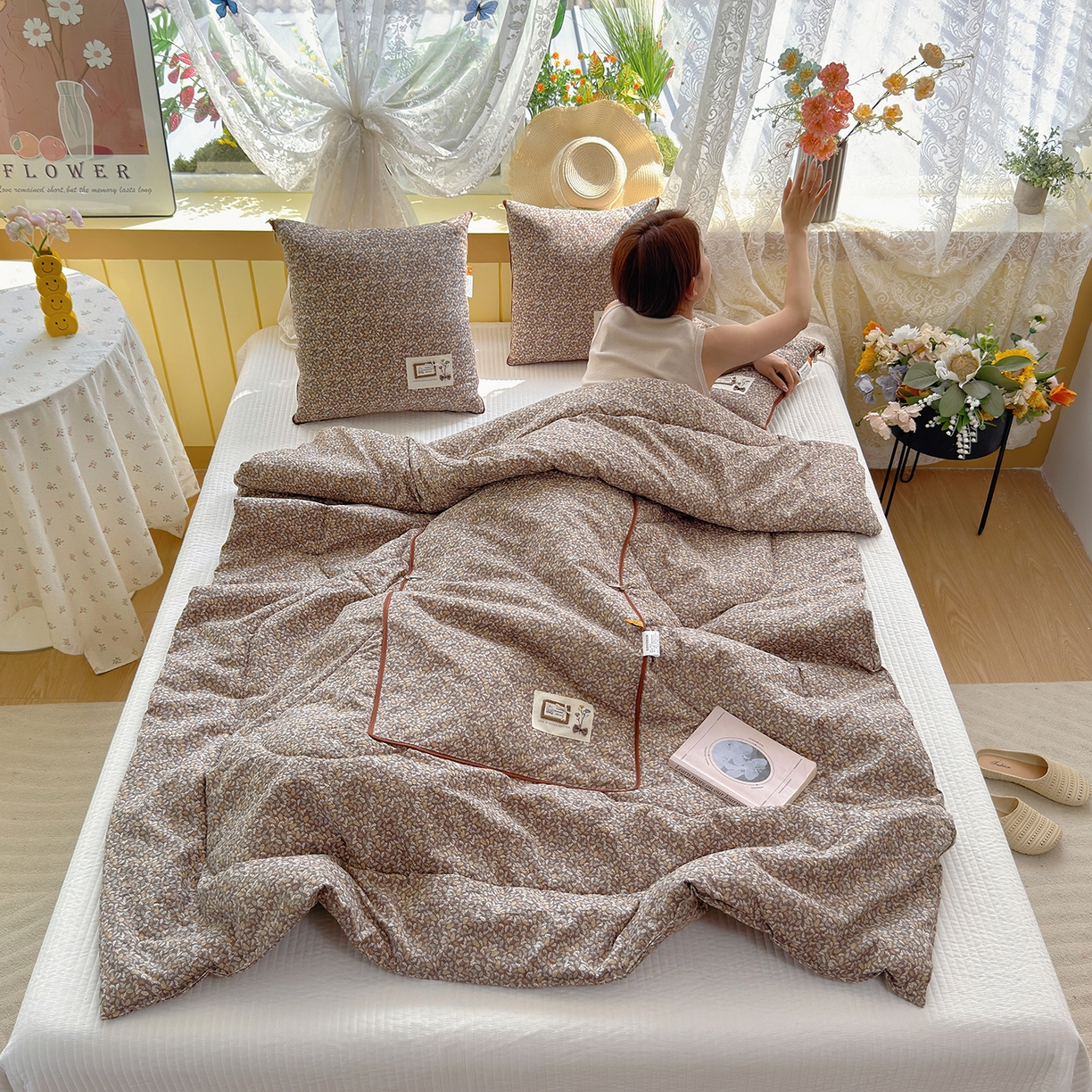 91家纺网 家纺一手货源 找家纺 宝马家纺（原梦童画） 2026新款色织云舒棉印花轻奢款抱枕被 花海