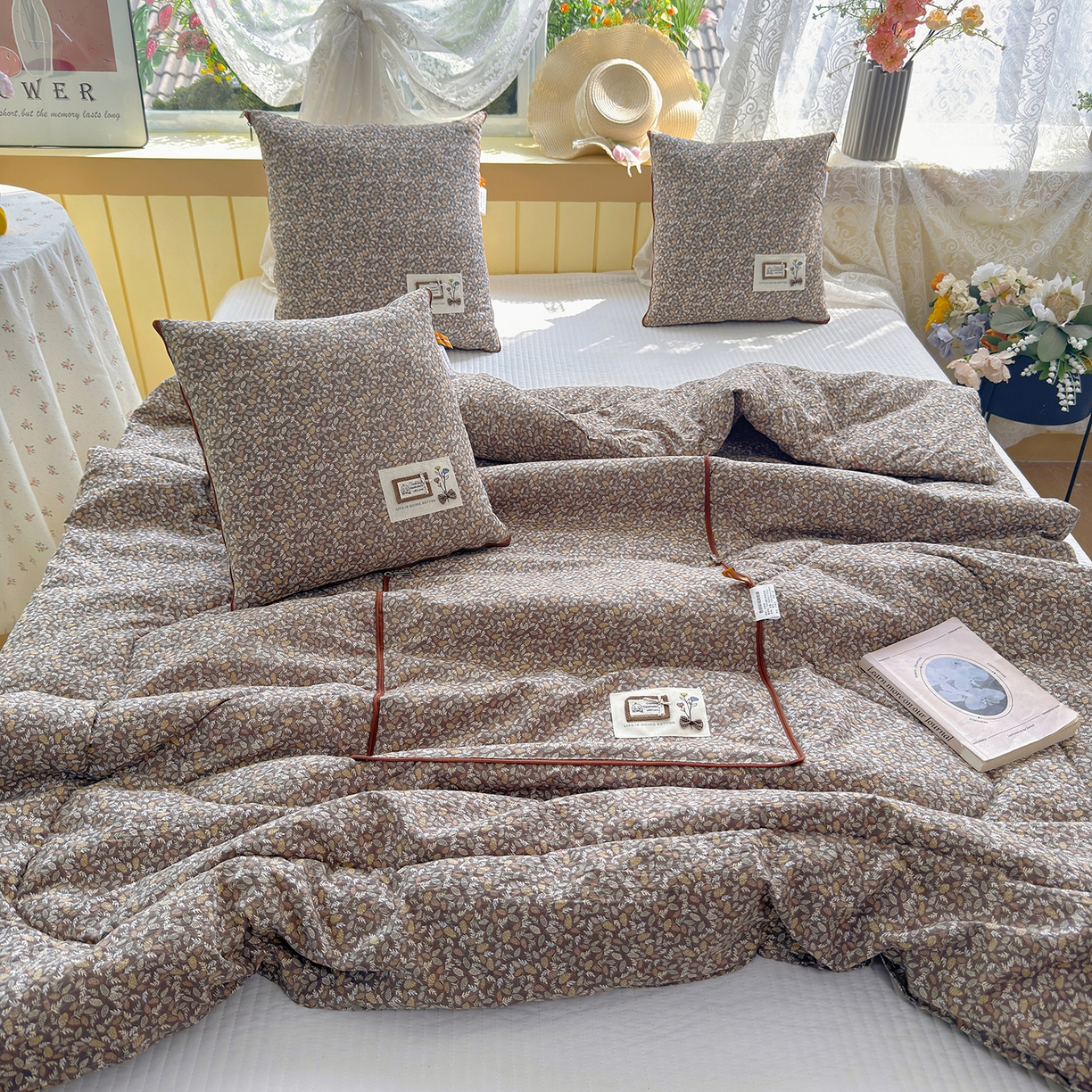 91家纺网 家纺一手货源 找家纺 宝马家纺（原梦童画） 2026新款色织云舒棉印花轻奢款抱枕被 花海