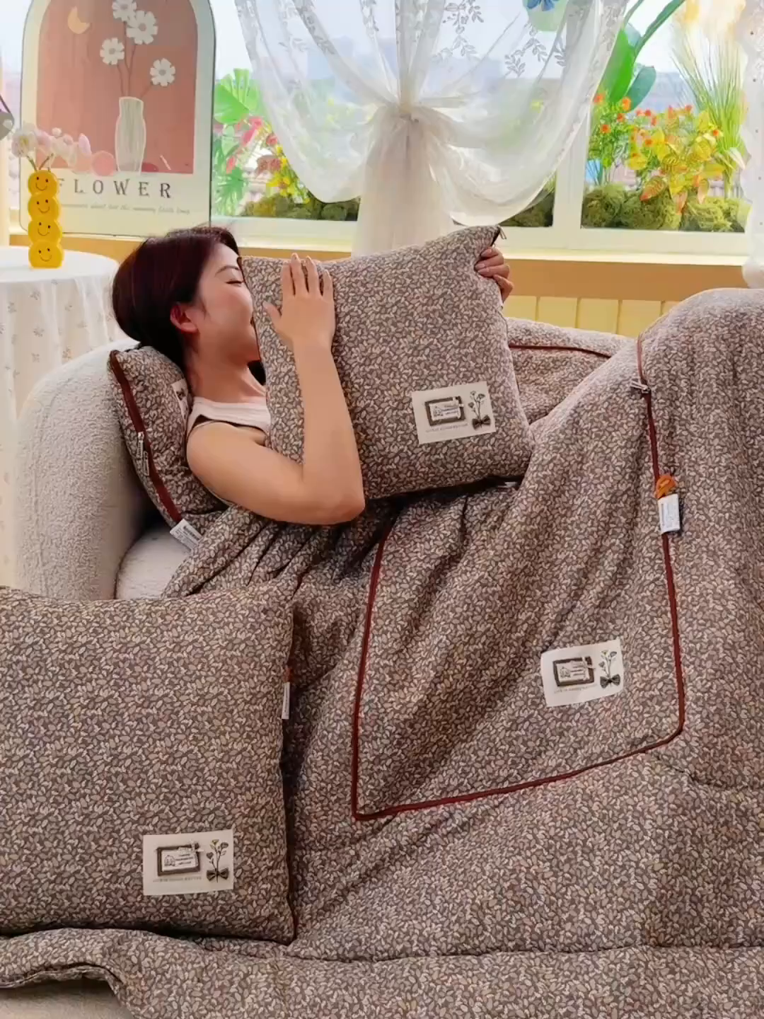 91家纺网 家纺一手货源 找家纺 宝马家纺（原梦童画） 2026新款色织云舒棉印花轻奢款抱枕被 花海