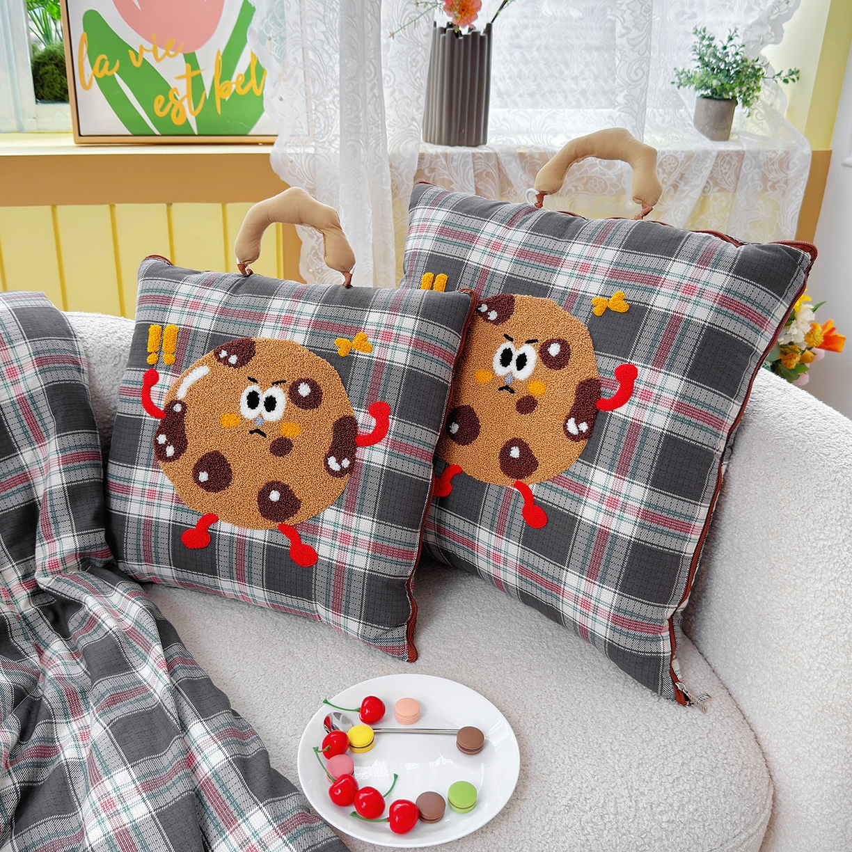 91家纺网 家纺一手货源 找家纺 （总）宝马家纺（原梦童画） 2026新款手提式色织毛巾绣愤怒的小饼干抱枕被