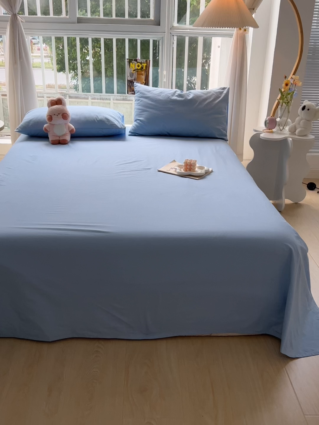 91家纺网 家纺一手货源 找家纺 爱彼家纺 2026新款夏季新款纯色磨毛亲肤柔软单床单床单三件套 纯色-浅兰