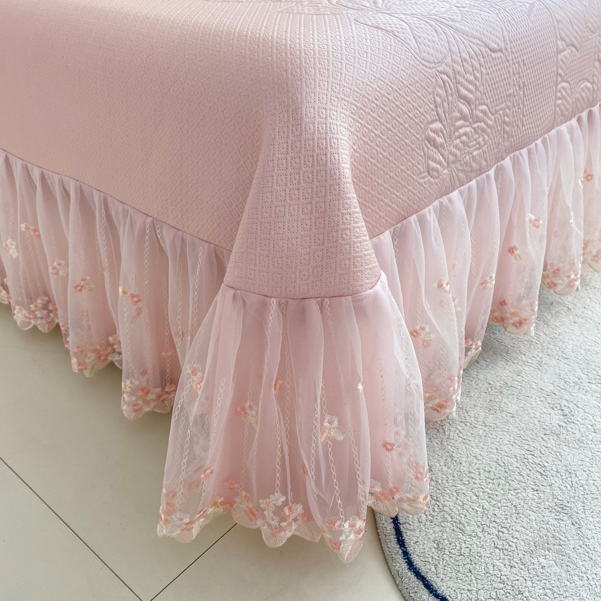 91家纺网 家纺一手货源 找家纺 能好家纺 2026春夏新款高分子PE冰豆豆床盖款凉席席子 半夏粉