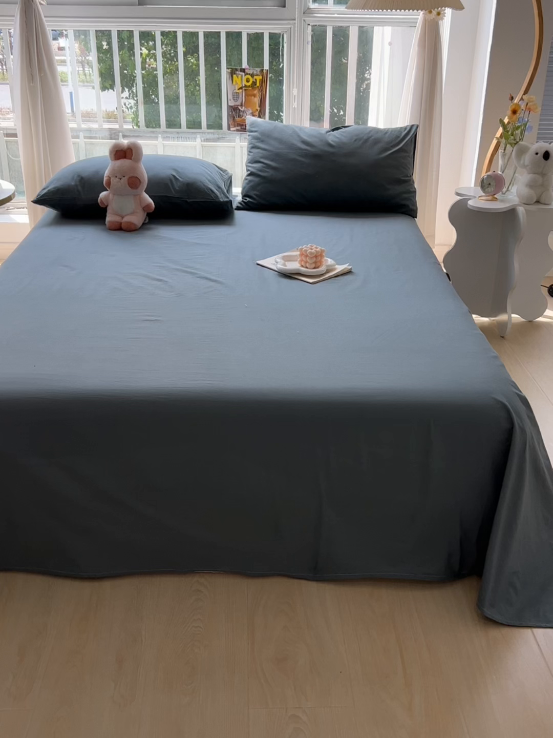 91家纺网 家纺一手货源 找家纺 爱彼家纺 2026新款夏季新款纯色磨毛亲肤柔软单床单床单三件套 纯色-雾兰