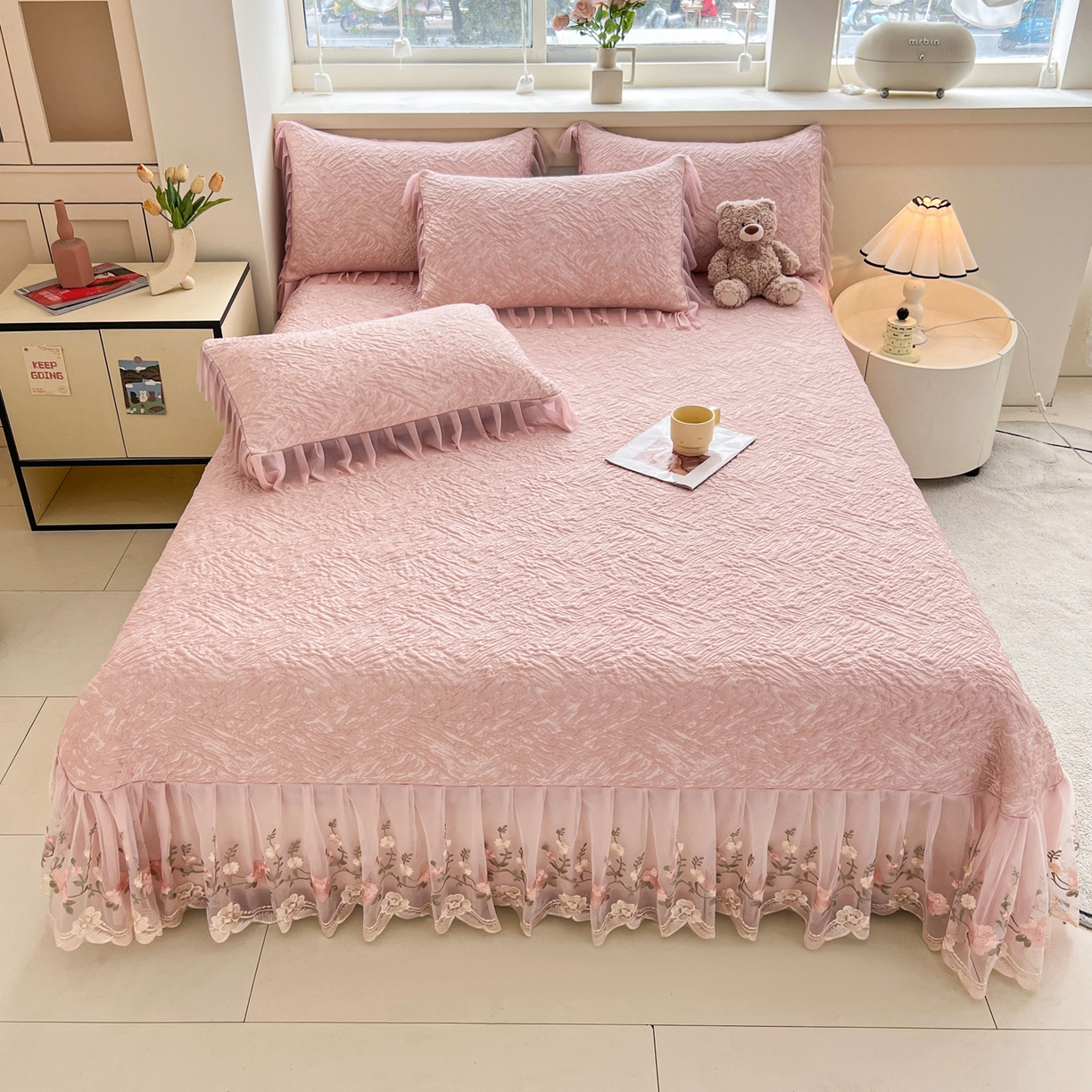 91家纺网 家纺一手货源 找家纺 能好家纺 2026春夏新款高分子PE冰豆豆床盖款凉席席子 轻奢粉