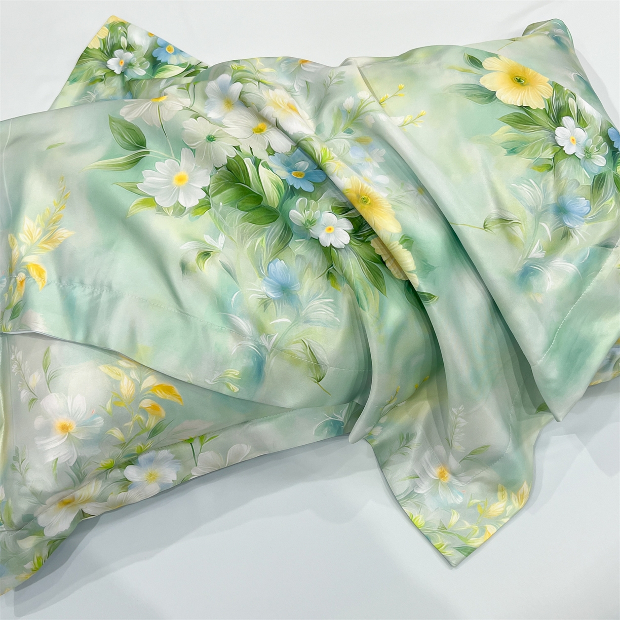 91家纺网 家纺一手货源 找家纺 优贝家纺 2026新款水洗天丝冰丝数码印花四件套 青釉花韵