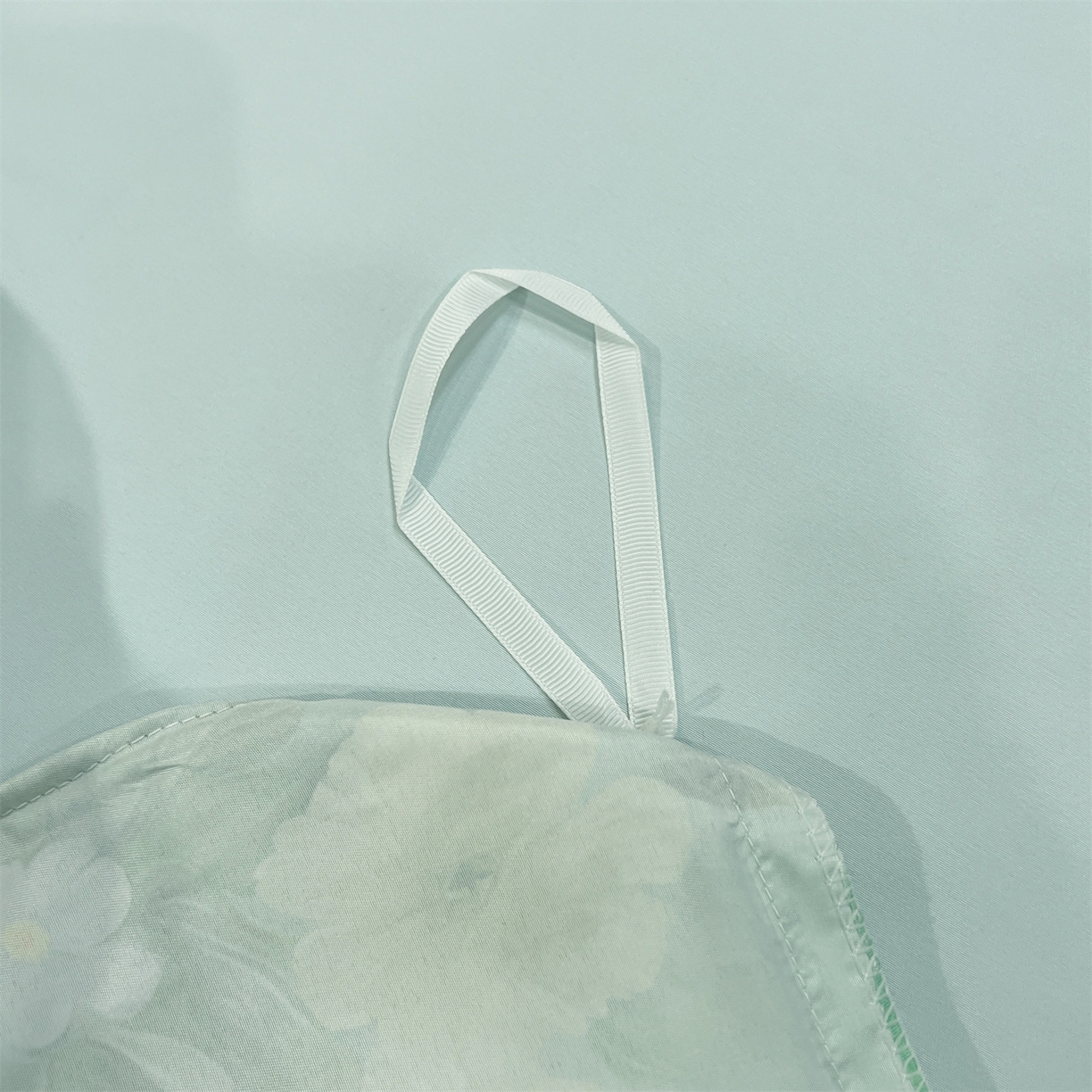 91家纺网 家纺一手货源 找家纺 优贝家纺 2026新款水洗天丝冰丝数码印花四件套 青釉花韵