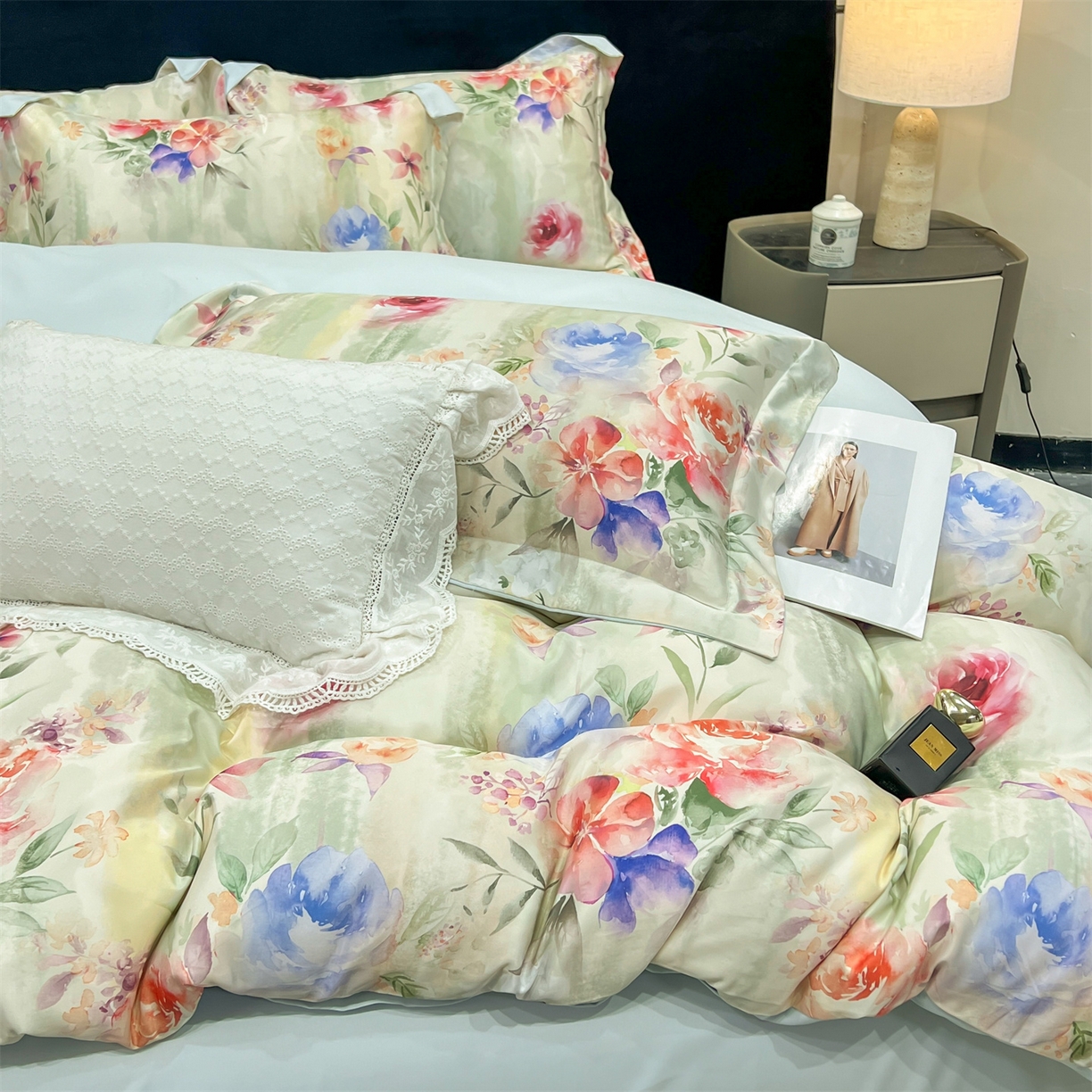 91家纺网 家纺一手货源 找家纺 优贝家纺 2026新款水洗天丝冰丝数码印花四件套 青野花叙