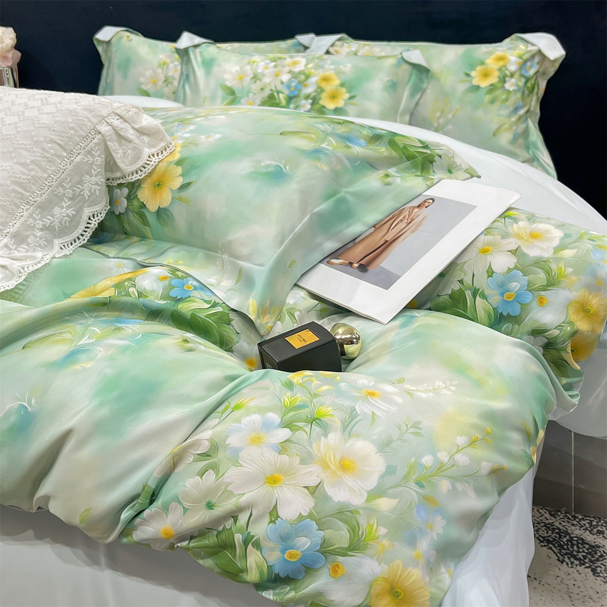 91家纺网 家纺一手货源 找家纺 优贝家纺 2026新款水洗天丝冰丝数码印花四件套 青釉花韵