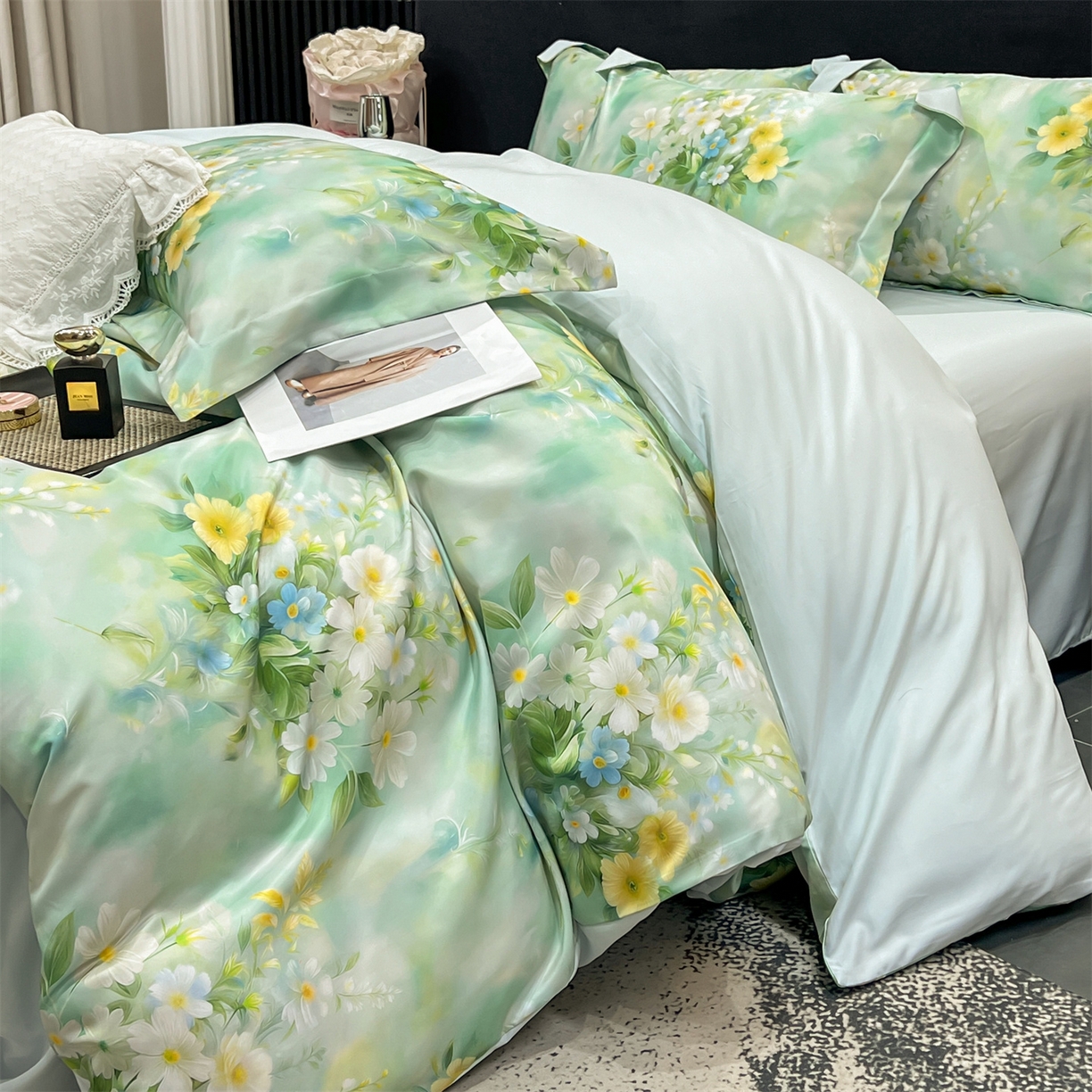 91家纺网 家纺一手货源 找家纺 优贝家纺 2026新款水洗天丝冰丝数码印花四件套 青釉花韵