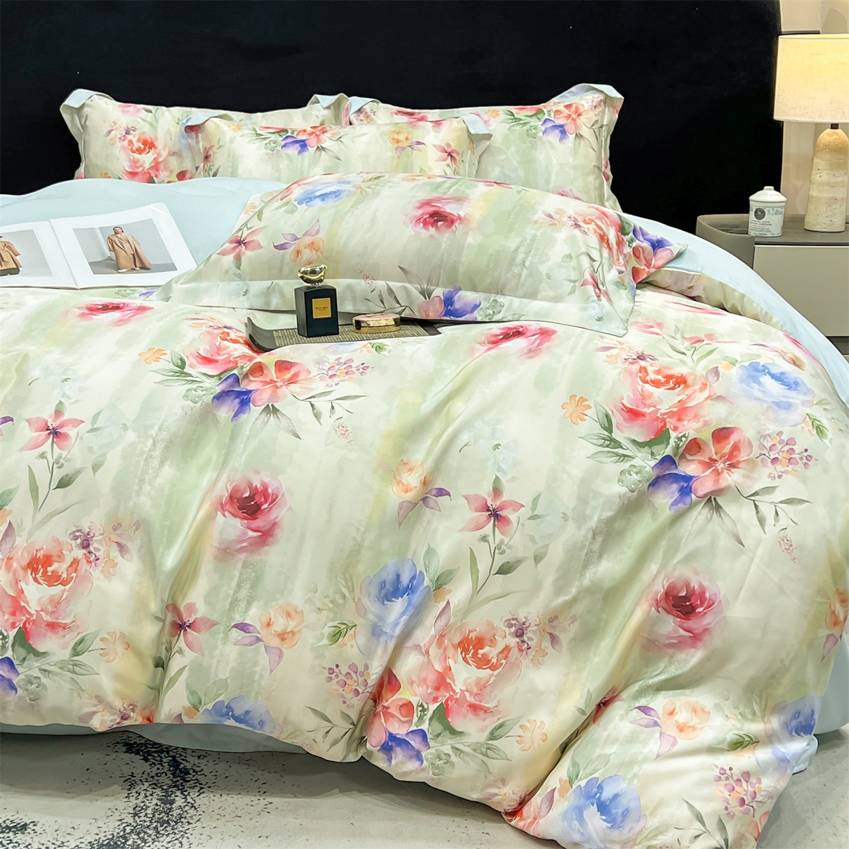 91家纺网 家纺一手货源 找家纺 优贝家纺 2026新款水洗天丝冰丝数码印花四件套 青野花叙