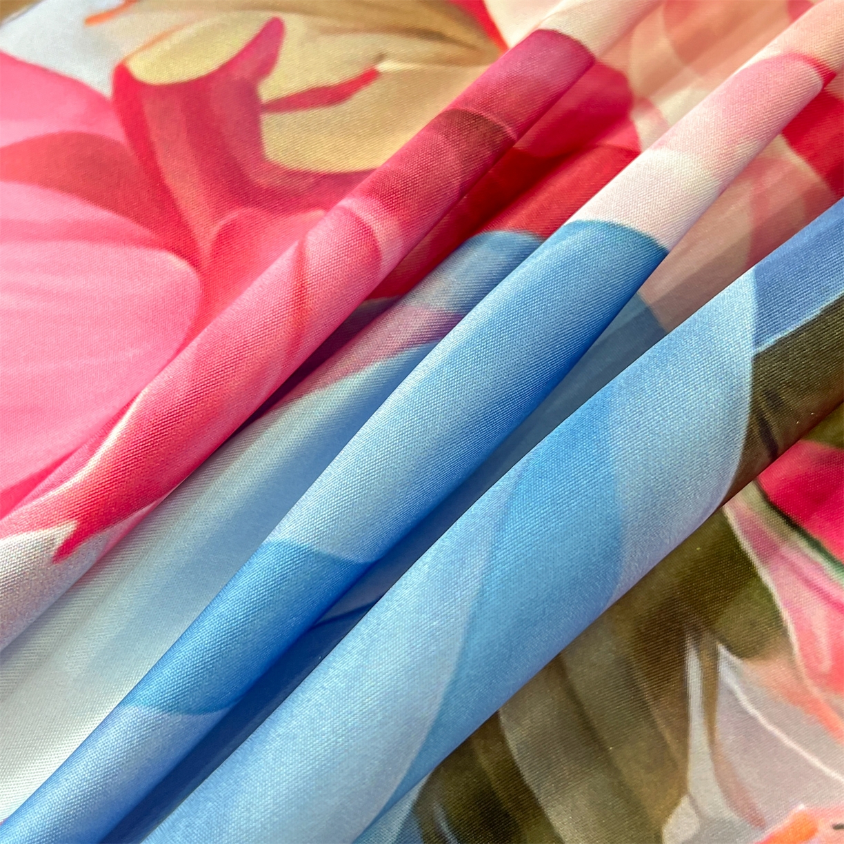 91家纺网 家纺一手货源 找家纺 优贝家纺 2026新款水洗天丝冰丝数码印花四件套 缎带花信