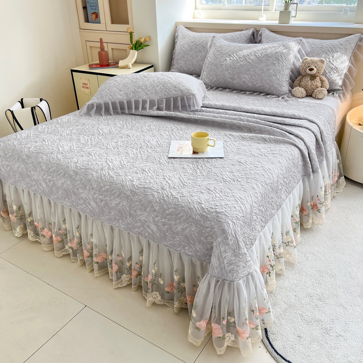 91家纺网 家纺一手货源 找家纺 能好家纺 2026春夏新款高分子PE冰豆豆床盖款凉席席子 轻奢灰