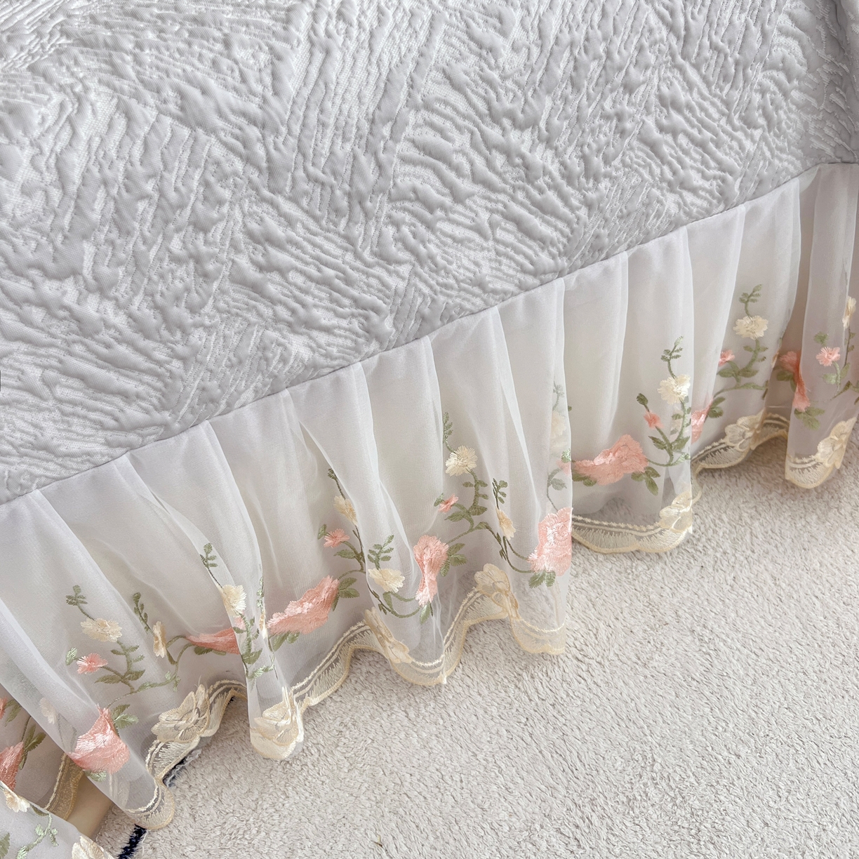 91家纺网 家纺一手货源 找家纺 能好家纺 2026春夏新款高分子PE冰豆豆床盖款凉席席子 轻奢灰