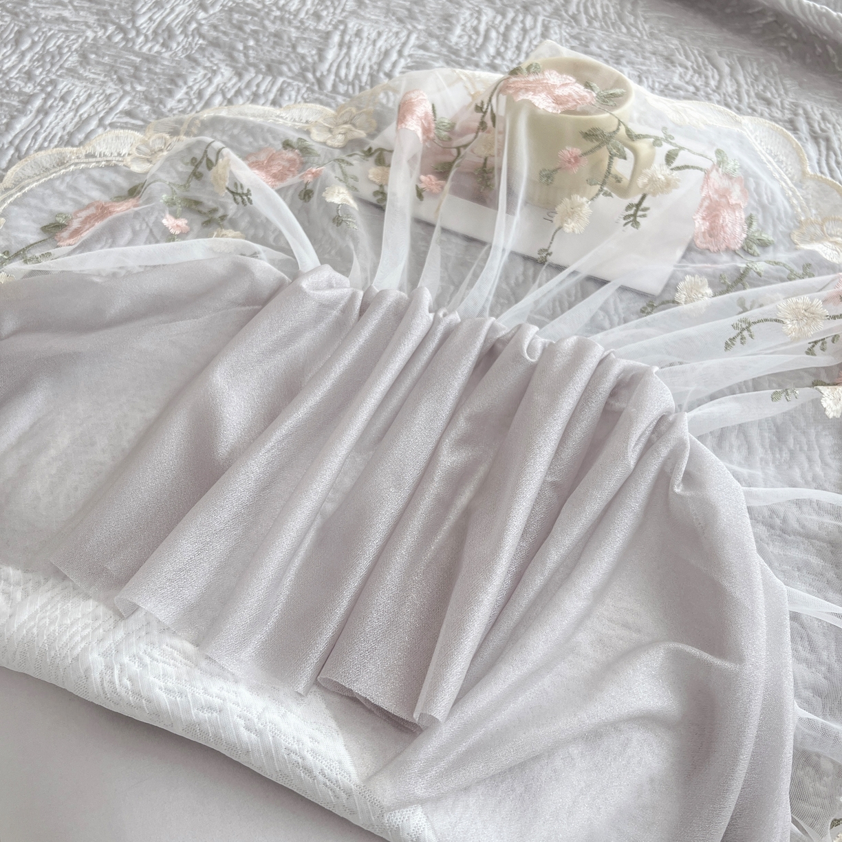 91家纺网 家纺一手货源 找家纺 能好家纺 2026春夏新款高分子PE冰豆豆床盖款凉席席子 轻奢灰