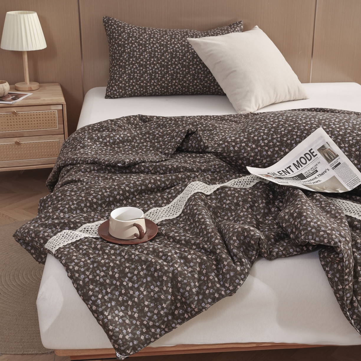 91家纺网 家纺一手货源 找家纺 尊妙被业 2026新款全棉双层纱蚕蛹蛋白抗菌夏被被子被芯 雏菊-灰