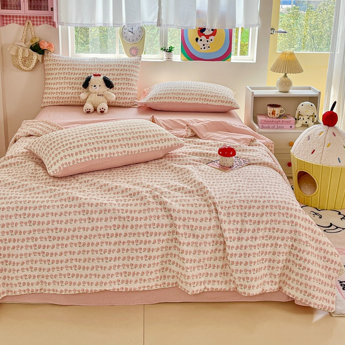 91家纺网 家纺一手货源 找家纺 利禾家纺 2026春夏新款泡芙纱简约夏被四件套夏凉被空调被 花海-简约