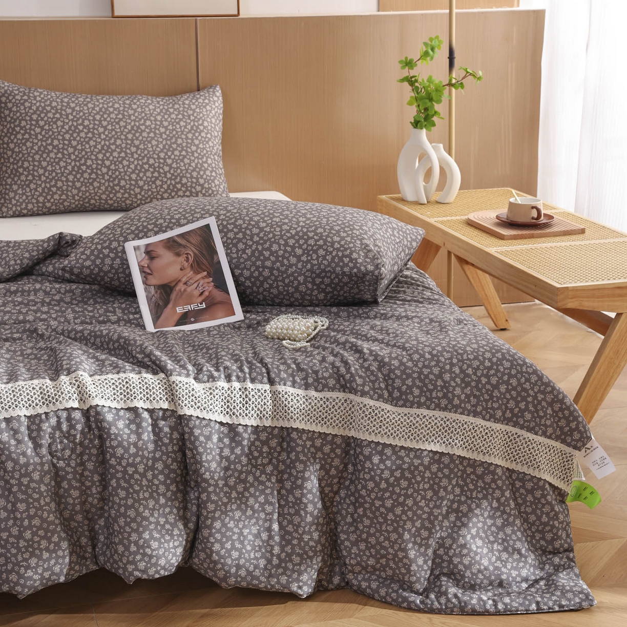 91家纺网 家纺一手货源 找家纺 尊妙被业 2026新款全棉双层纱蚕蛹蛋白抗菌夏被被子被芯 花影