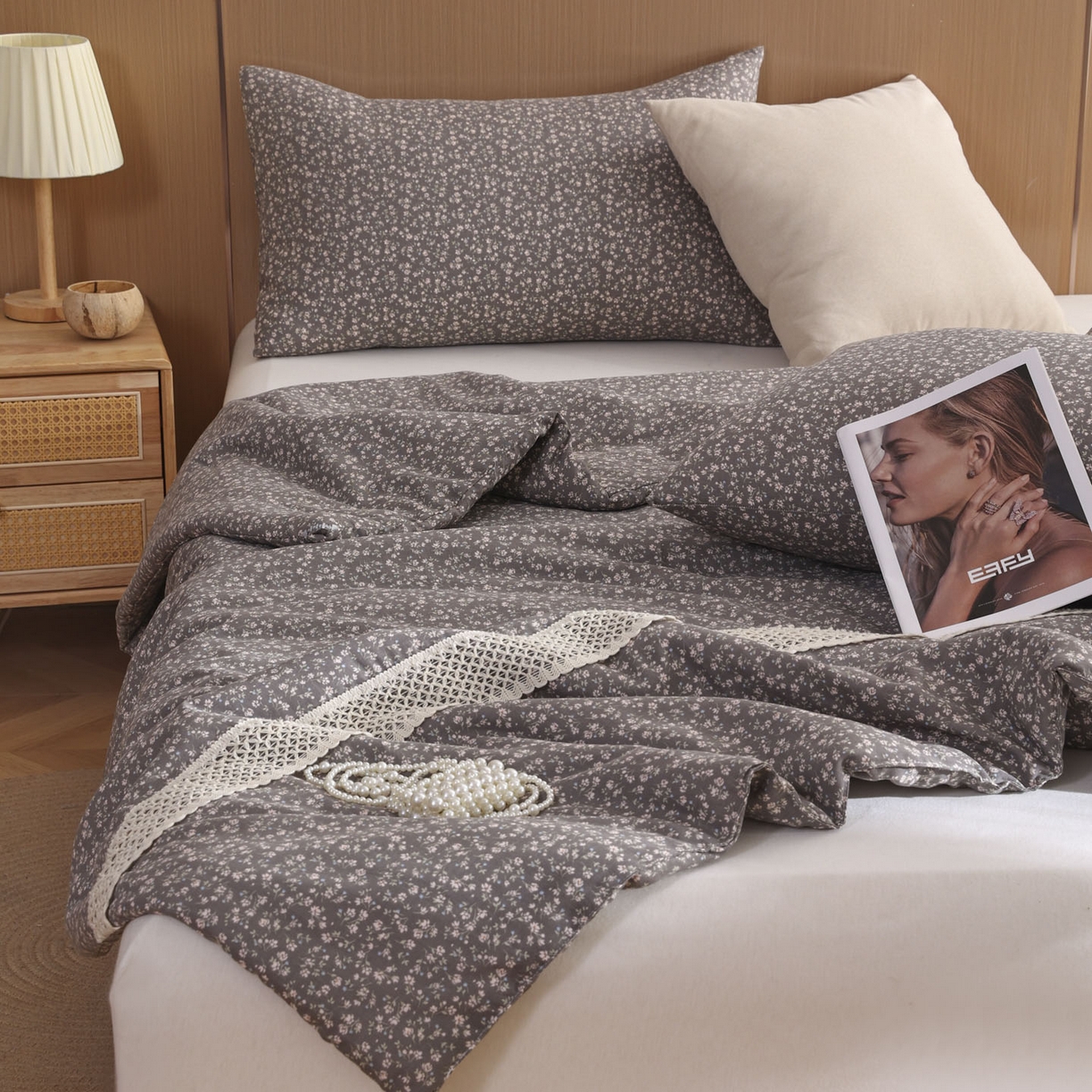 91家纺网 家纺一手货源 找家纺 尊妙被业 2026新款全棉双层纱蚕蛹蛋白抗菌夏被被子被芯 蔓纱-灰