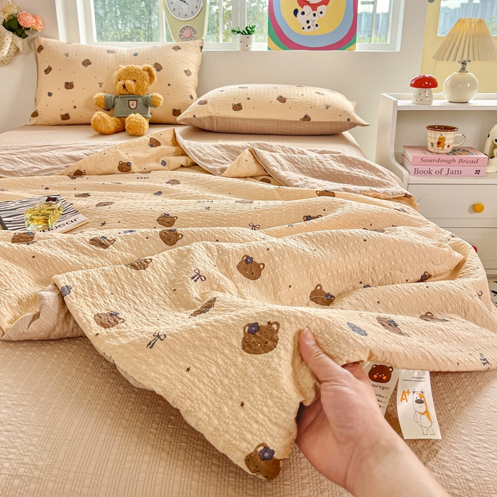 91家纺网 家纺一手货源 找家纺 利禾家纺 2026春夏新款泡芙纱简约夏被四件套夏凉被空调被 曲奇猫-简约