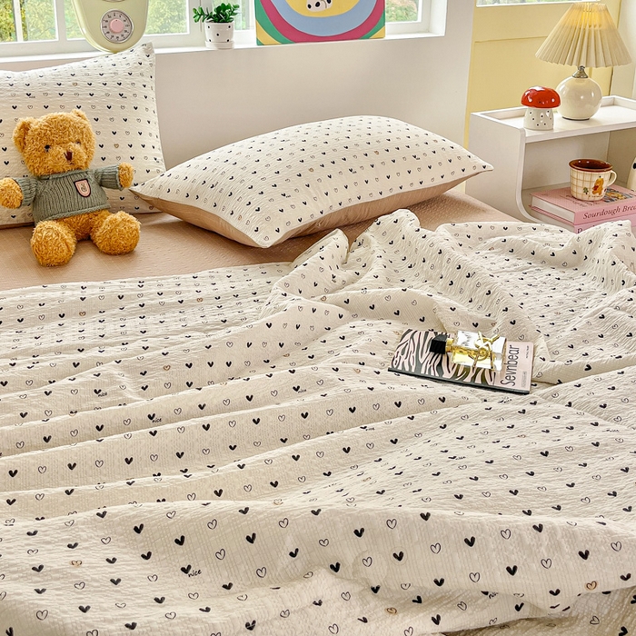 91家纺网 家纺一手货源 找家纺 利禾家纺 2026春夏新款泡芙纱简约夏被四件套夏凉被空调被 心心相印-简约