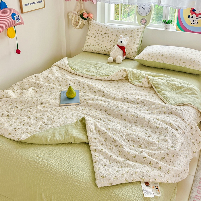 91家纺网 家纺一手货源 找家纺 利禾家纺 2026春夏新款泡芙纱简约夏被四件套夏凉被空调被 叶初开-简约