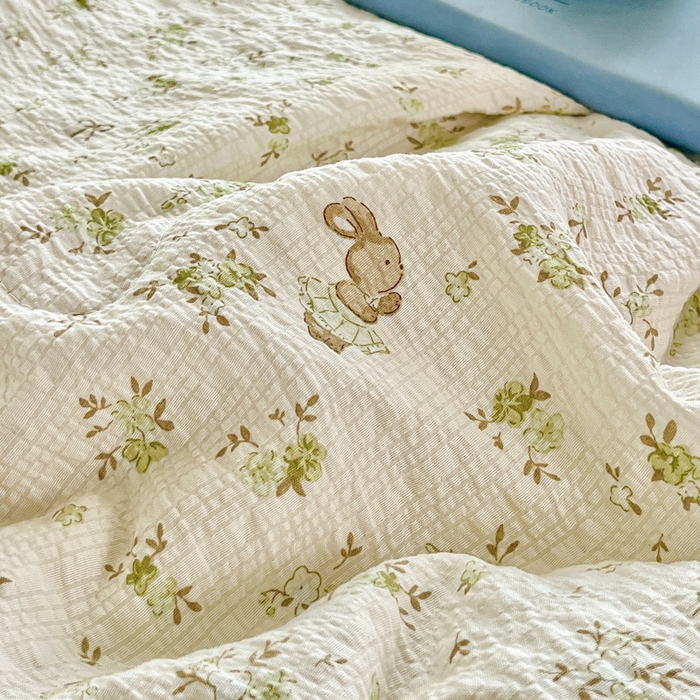 91家纺网 家纺一手货源 找家纺 利禾家纺 2026春夏新款泡芙纱简约夏被四件套夏凉被空调被 叶初开-简约