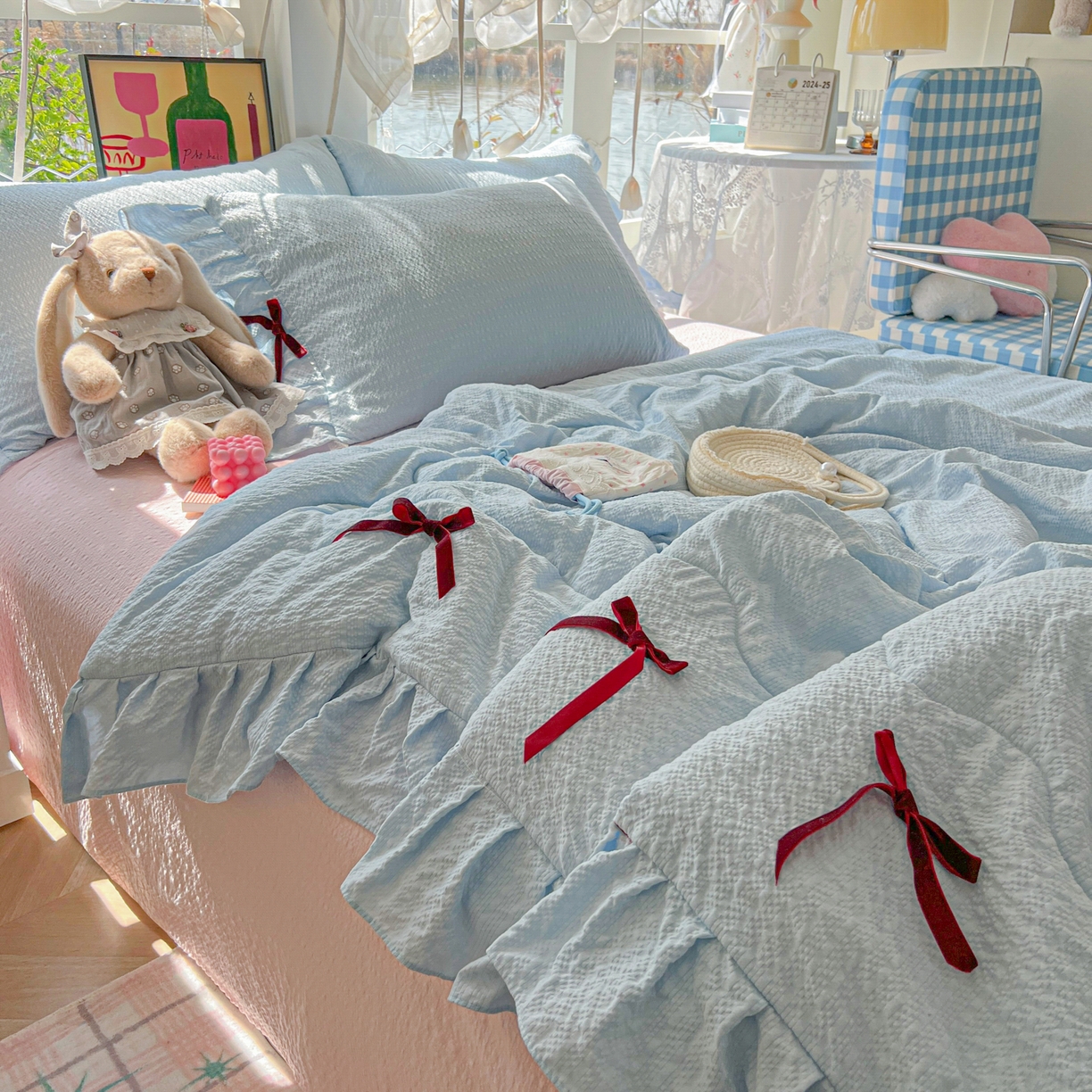 91家纺网 家纺一手货源 找家纺 爱彼家纺 2026新款纯色花边蝴蝶结夏被空调被夏凉被 蝴蝶结夏被-海盐奶芙